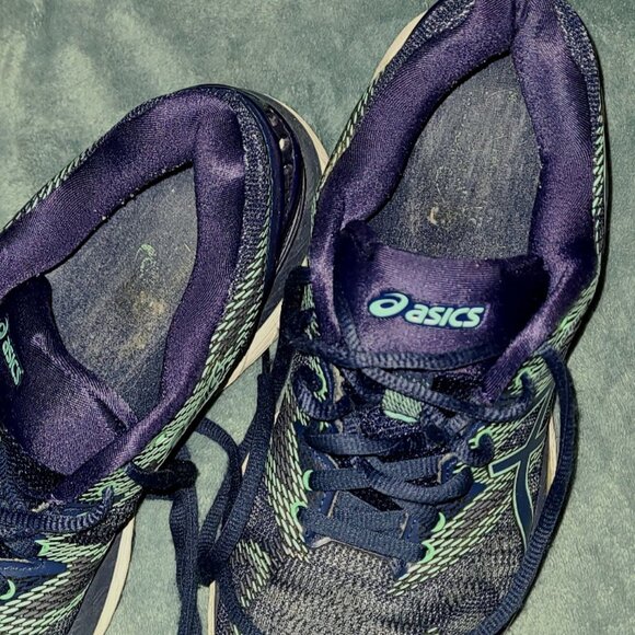 Ladie's ASICS 'Gel Nimbus 20' runners model T850N navy blue  Size 7.5 US - Picture 4 of 7